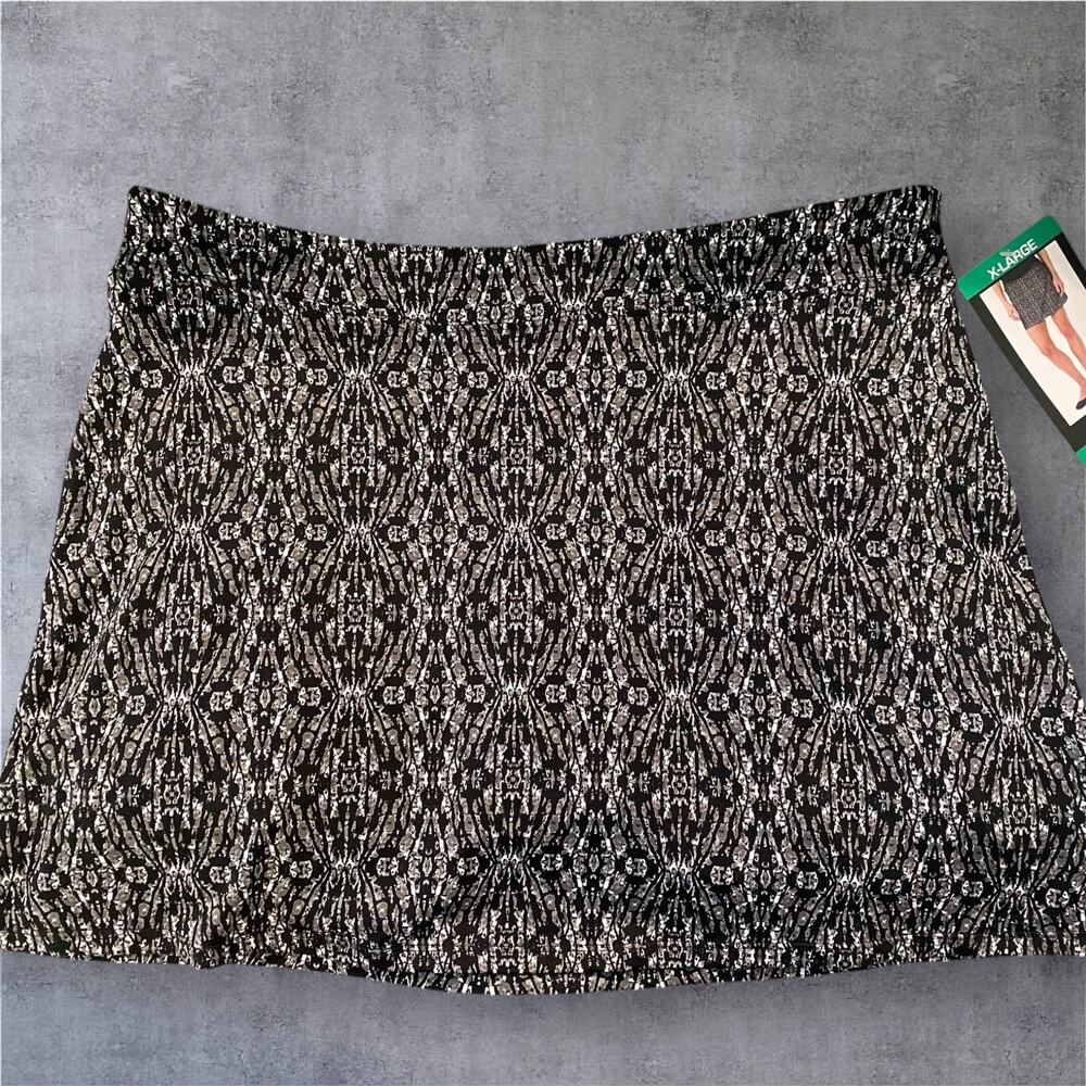 NWT Womens Tranquility  Skort, XL